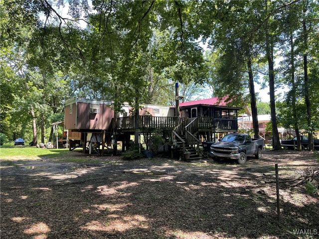 195 Riverview Beach Rd, Moundville, AL 35474