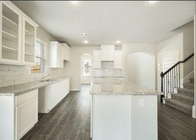 422 Zeus Mountains Drive, Crosby, TX 77532