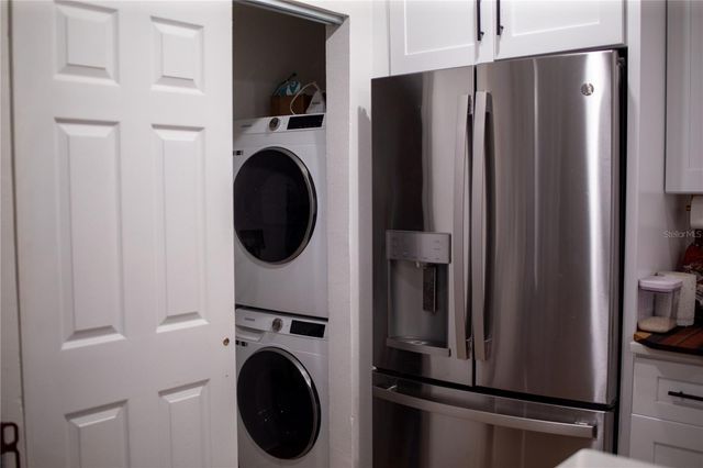 112 AVOCADO AVENUE, Sanford, FL 32771