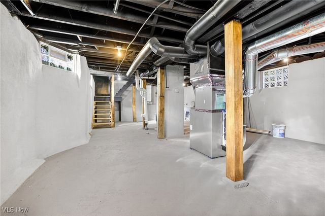 2202 E 100th Street, Cleveland, OH 44106