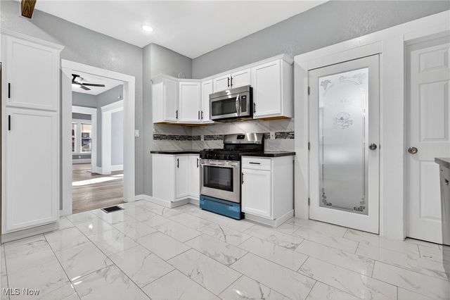 2202 E 100th Street, Cleveland, OH 44106