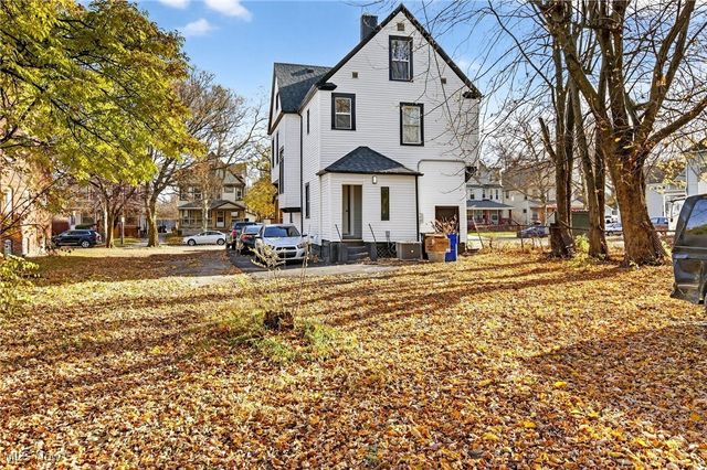 2202 E 100th Street, Cleveland, OH 44106