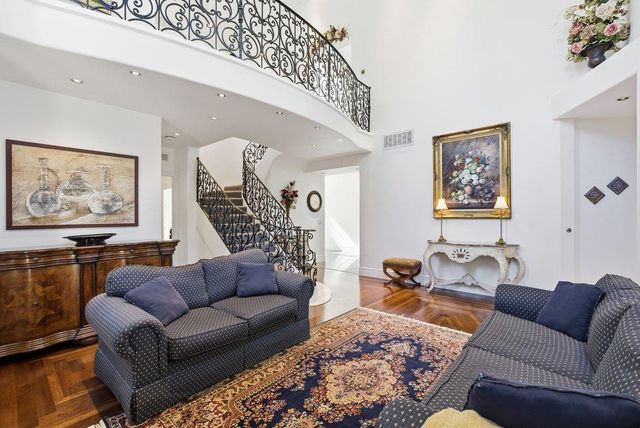 853 Riverside Drive, San Jose, CA 95125