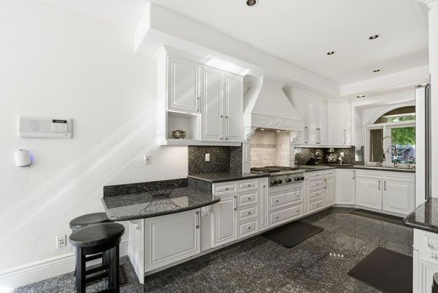 853 Riverside Drive, San Jose, CA 95125