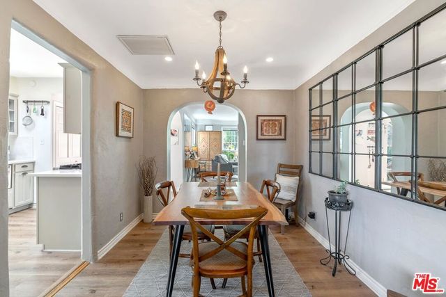 11316 Sunshine Terrace, Studio City, CA 91604