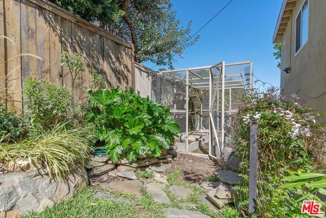 11316 Sunshine Terrace, Studio City, CA 91604