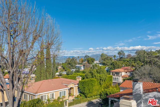 11316 Sunshine Terrace, Studio City, CA 91604