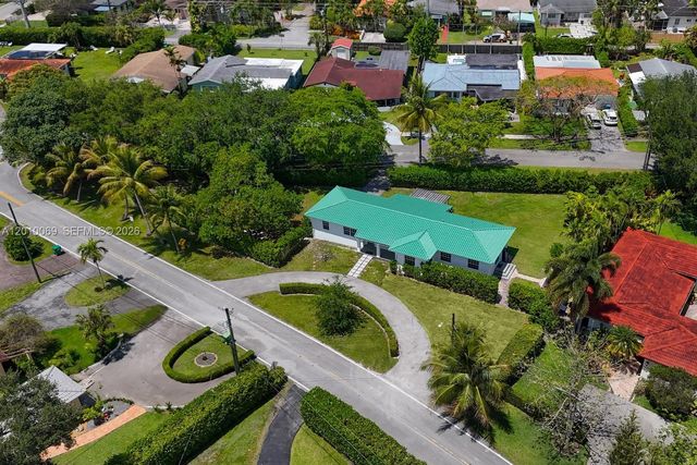 6065 N Waterway Dr, Miami, FL 33155