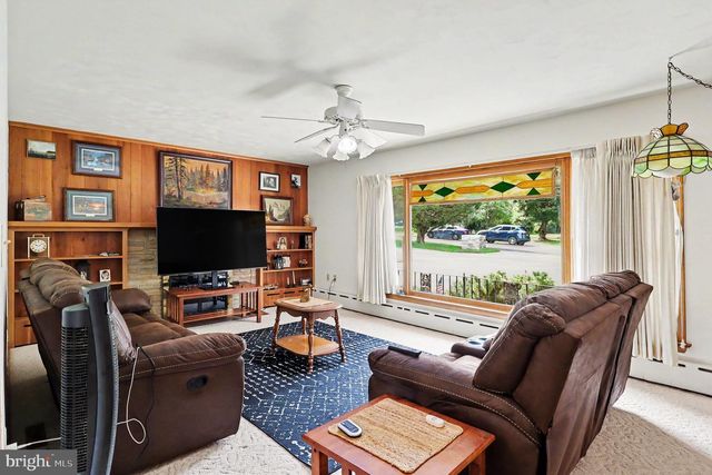 5 EDEN RD, Luray, VA 22835