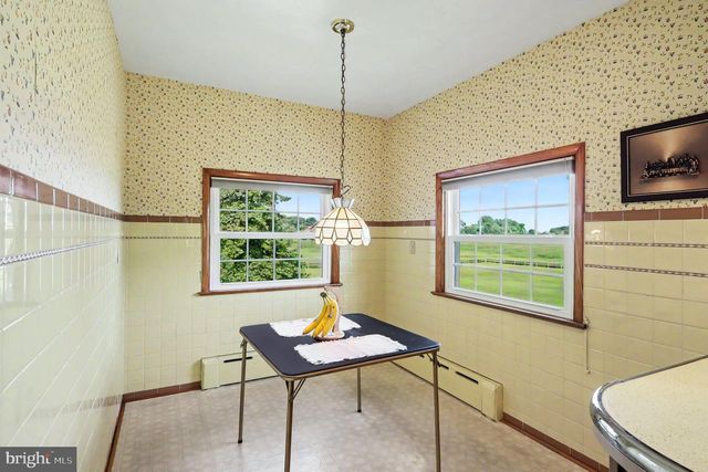 5 EDEN RD, Luray, VA 22835