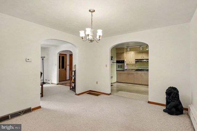 5 EDEN RD, Luray, VA 22835