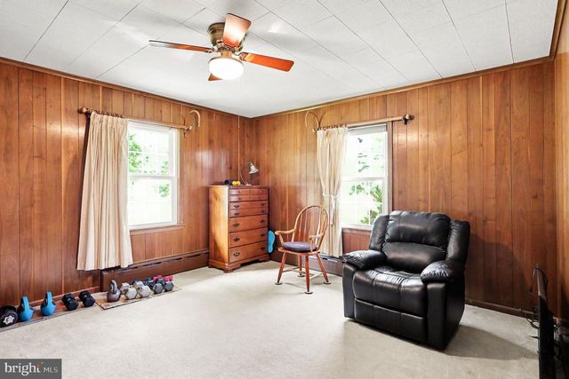5 EDEN RD, Luray, VA 22835