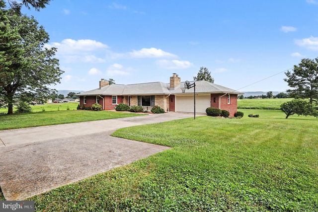 5 EDEN RD, Luray, VA 22835