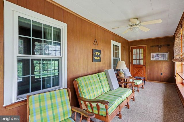 5 EDEN RD, Luray, VA 22835