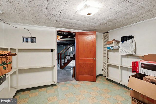 5 EDEN RD, Luray, VA 22835