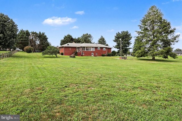 5 EDEN RD, Luray, VA 22835