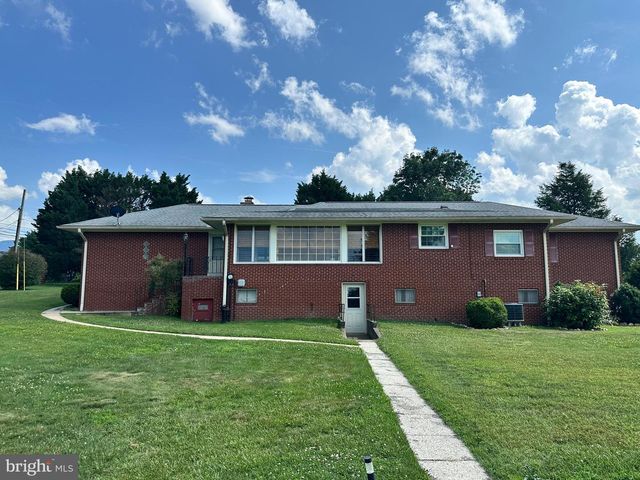 5 EDEN RD, Luray, VA 22835