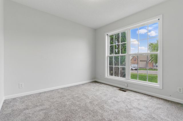3149 Holly Pt, Clarksville, TN 37043