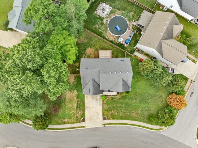 3149 Holly Pt, Clarksville, TN 37043
