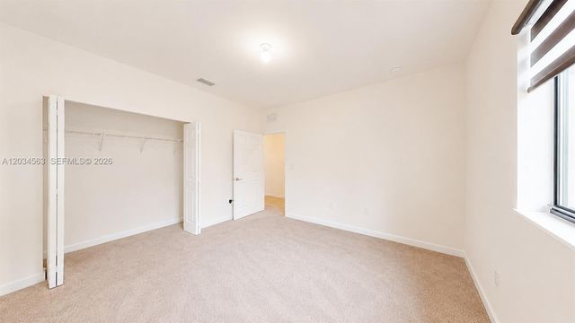 2434 NE 1st St 2434, Homestead, FL 33033