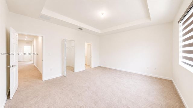 2434 NE 1st St 2434, Homestead, FL 33033