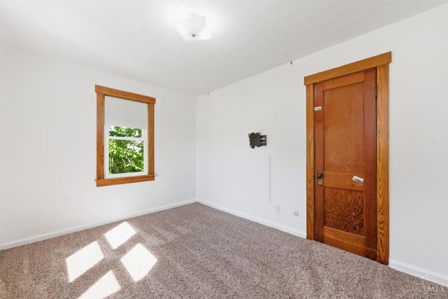 121 McMurchy Street, Bethel, OH 45106