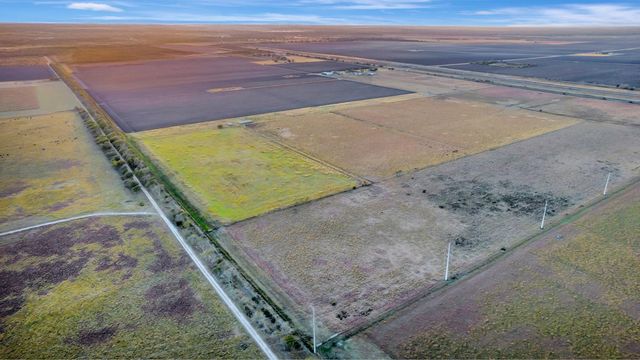 5629 Us-59 S, Edna, TX 77957