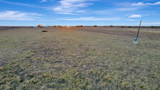 5629 Us-59 S, Edna, TX 77957