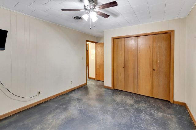 5629 Us-59 S, Edna, TX 77957