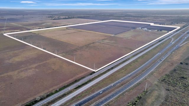 5629 Us-59 S, Edna, TX 77957