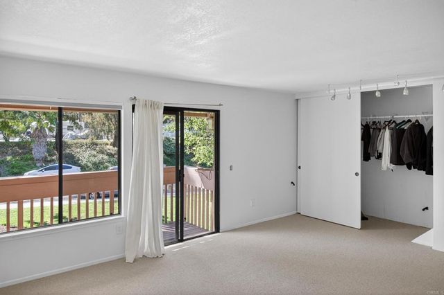 2925 Via Libertad, Carlsbad, CA 92010