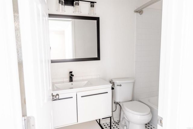 2925 Via Libertad, Carlsbad, CA 92010