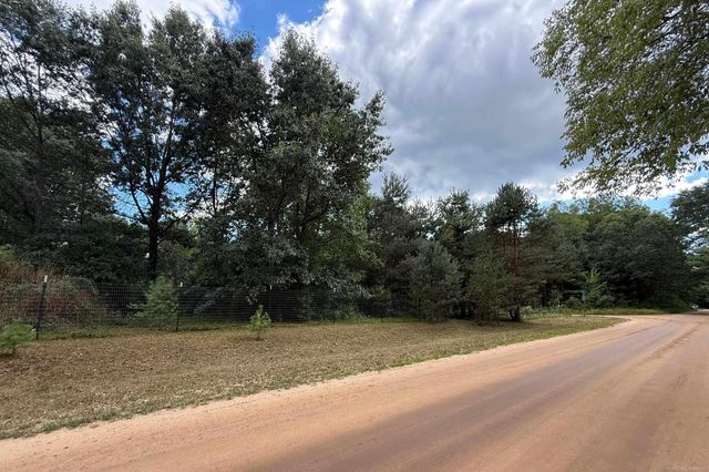 8659 Wood View Drive, Lake Station, MI 48632