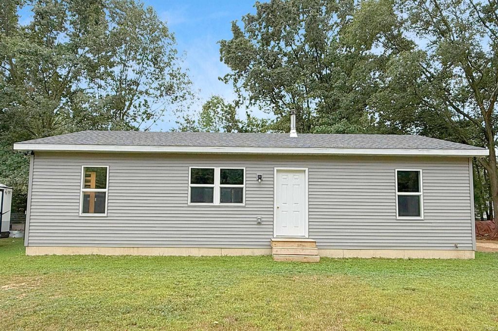 8659 Wood View Drive, Lake Station, MI 48632