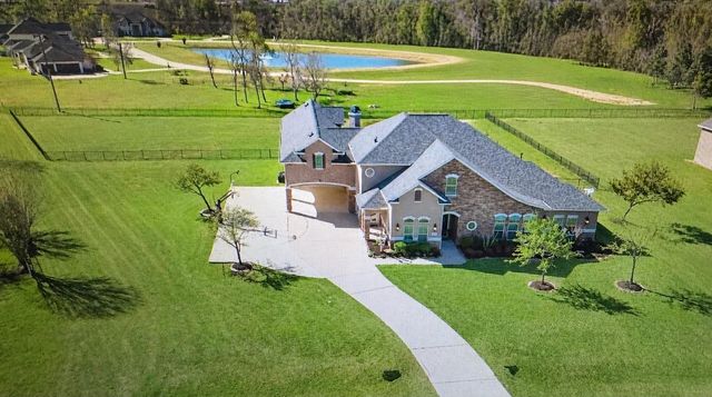 8703 Majesty Lane, Richmond, TX 77469