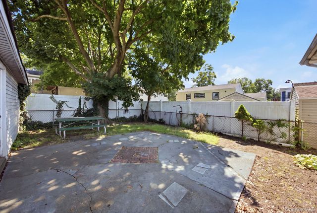 983 Cayuga Road, West Hempstead, NY 11552