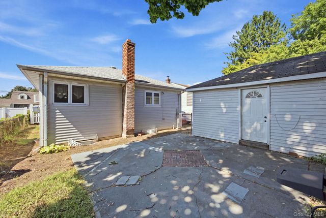 983 Cayuga Road, West Hempstead, NY 11552