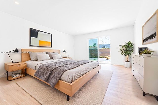 19661 NE 10th Pl, Miami, FL 33179