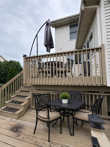 3501 Daylily Avenue N, Brooklyn Park, MN 55443