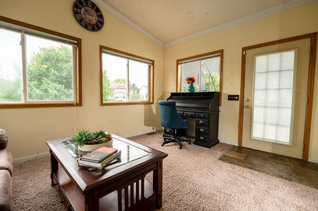 3501 Daylily Avenue N, Brooklyn Park, MN 55443