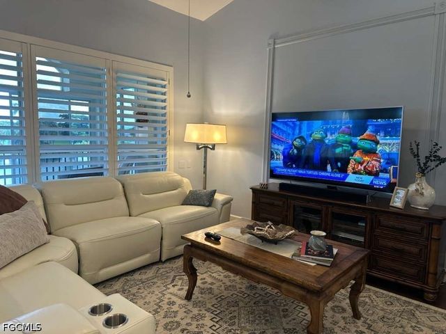 9250 Bayberry BEND 202, Fort Myers, FL 33908