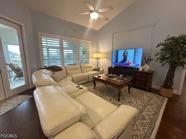 9250 Bayberry BEND 202, Fort Myers, FL 33908