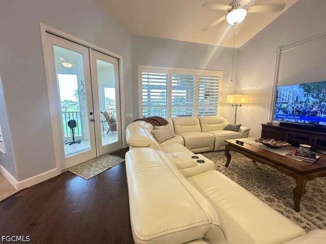 9250 Bayberry BEND 202, Fort Myers, FL 33908
