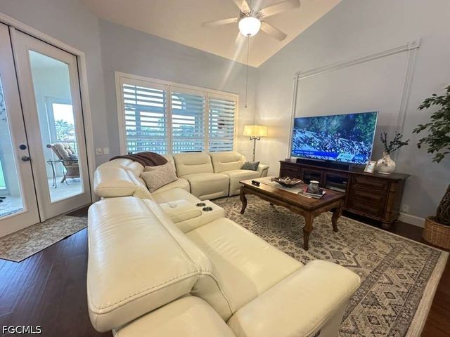 9250 Bayberry BEND 202, Fort Myers, FL 33908
