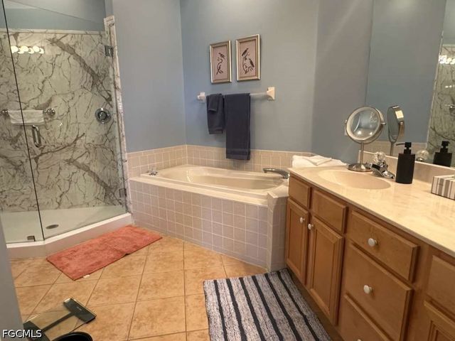 9250 Bayberry BEND 202, Fort Myers, FL 33908