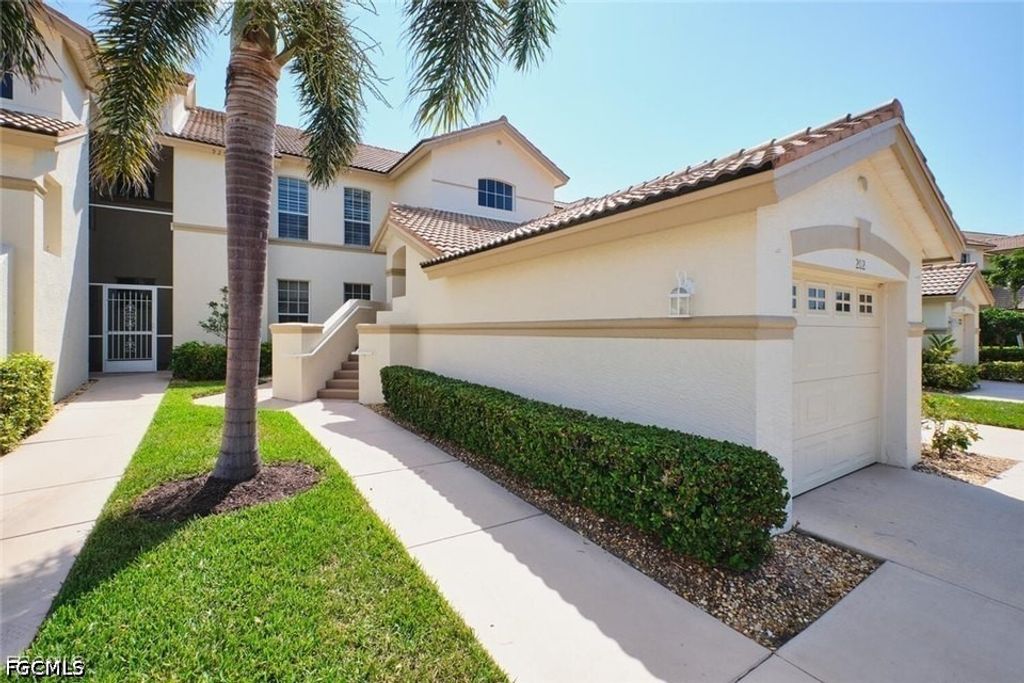 9250 Bayberry BEND 202, Fort Myers, FL 33908