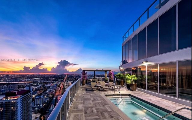 4010 S Ocean Drive R703, Hollywood, FL 33019