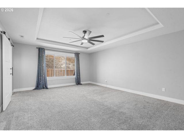 2837 Nw MT ASHLAND Ln, Mc Minnville, OR 97128