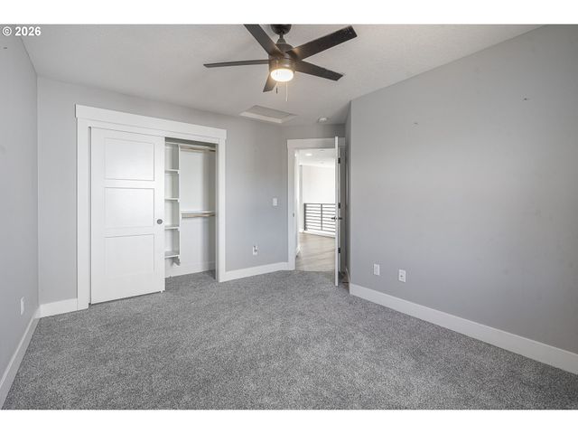 2837 Nw MT ASHLAND Ln, Mc Minnville, OR 97128