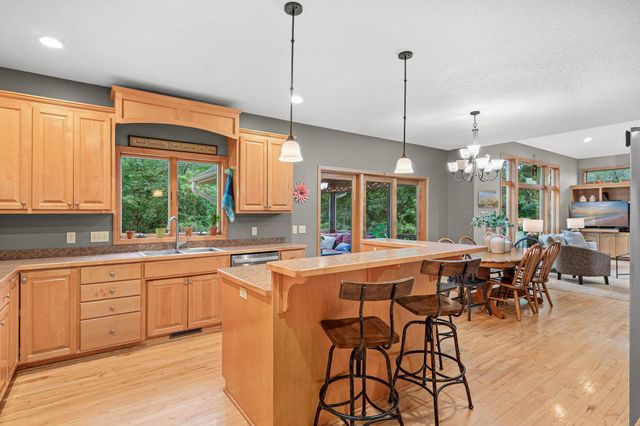 1120 10th Street N, Hudson, WI 54016